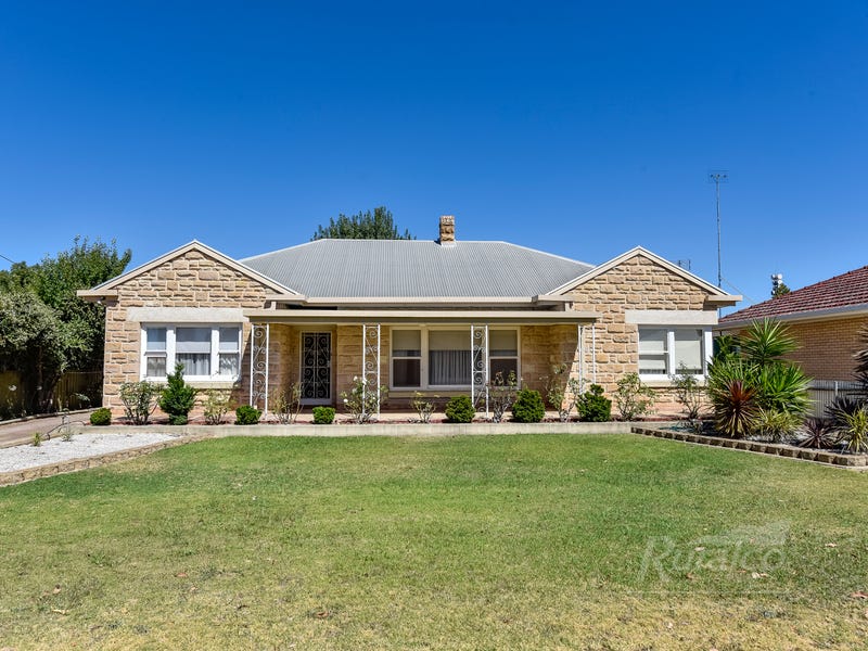 31 Haynes Street, Bordertown, SA 5268 House for Sale