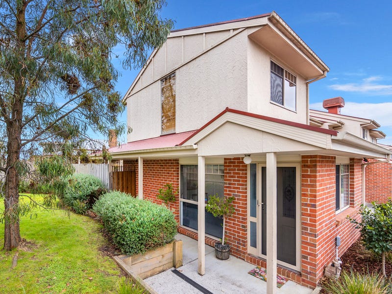 1/30 Cave Hill Road, Lilydale, Vic 3140 Property Details