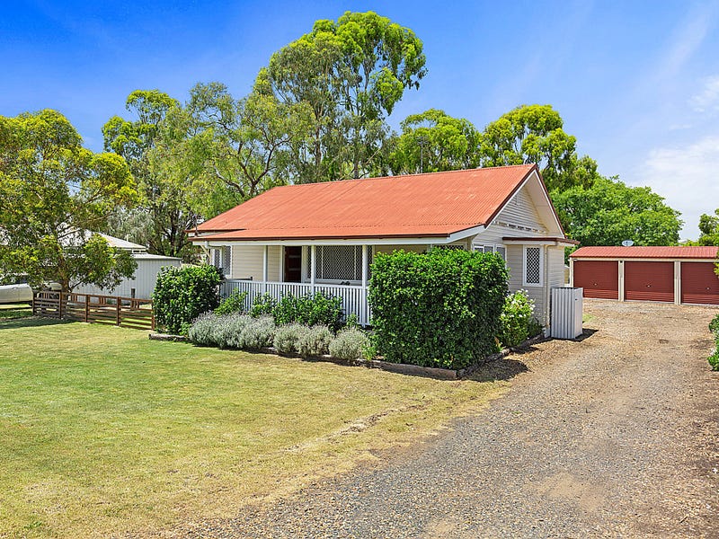 14 Cooper Street, Pittsworth, Qld 4356 House for Sale