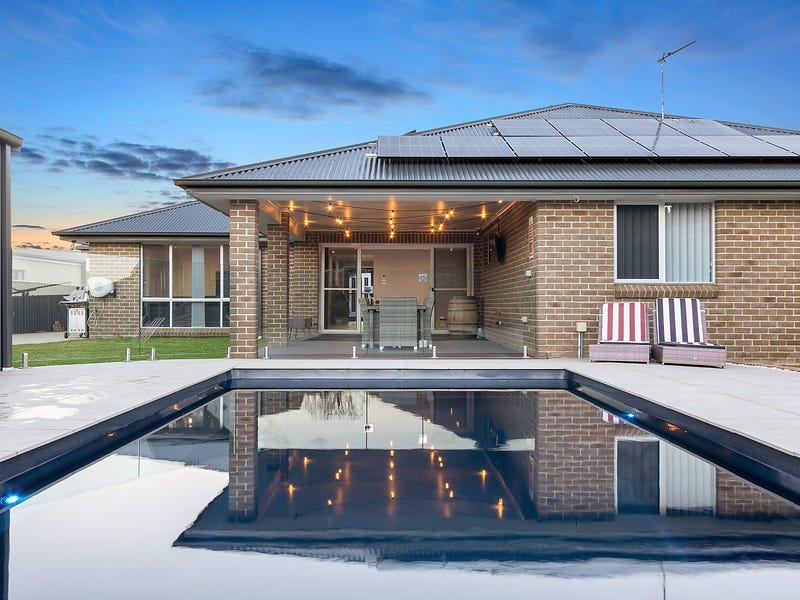 5 Lombardy Way, Orange, NSW 2800
