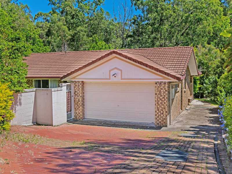27 Ben Lomond Drive, Highland Park, QLD 4211