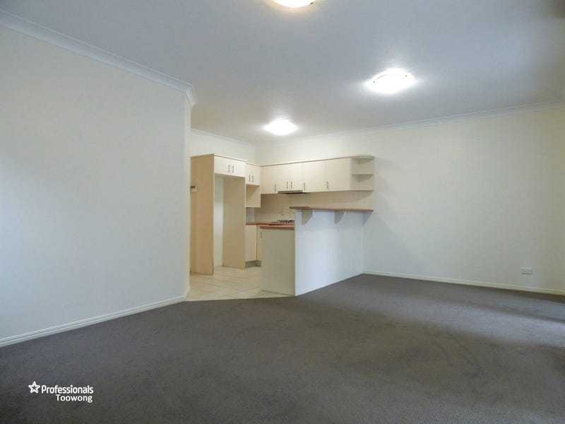 2/46 Lambert Road, Indooroopilly, QLD 4068