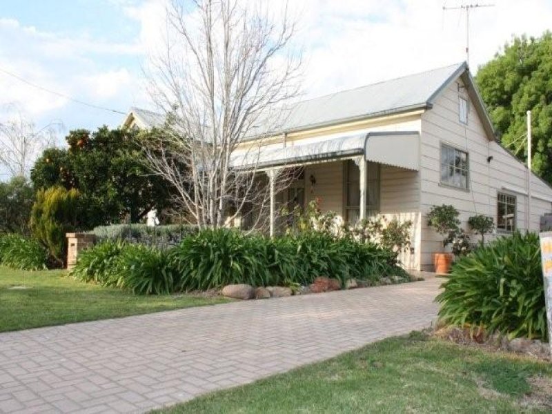 28 Hay Street, Corowa, NSW 2646 Property Details