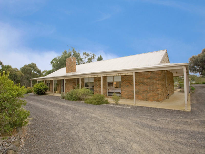 320 Flinders Ave, Lara, Vic 3212 Property Details