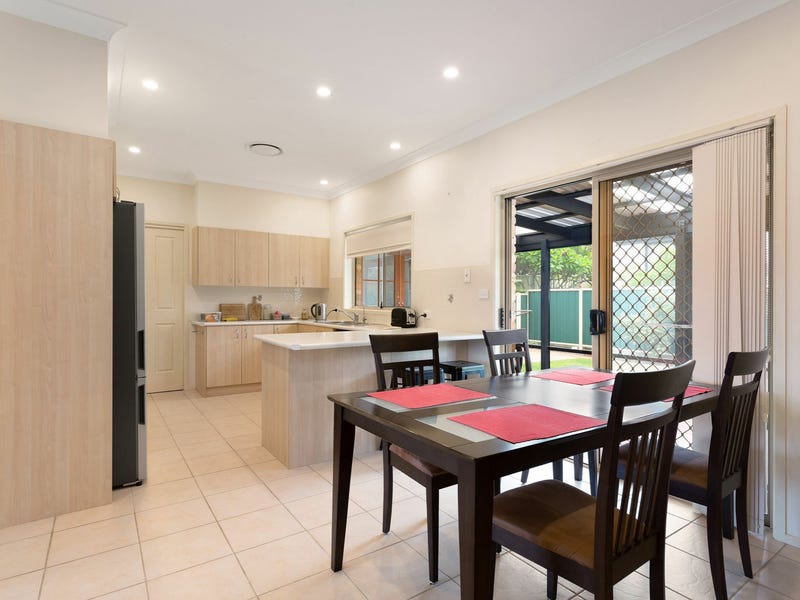 33 Medowie Road, Old Bar, NSW 2430