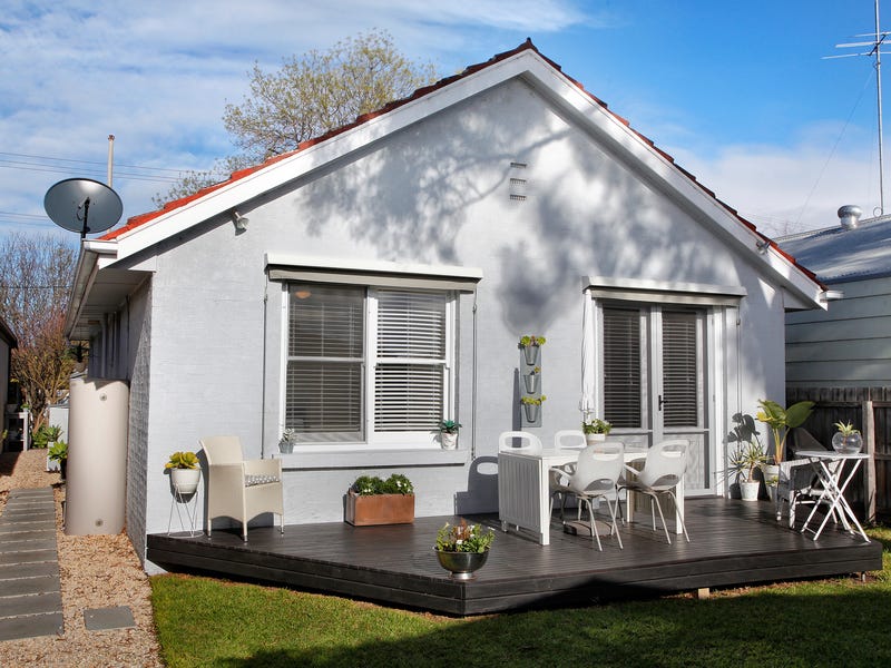 19 Mcdonald Street, East Geelong, VIC 3219