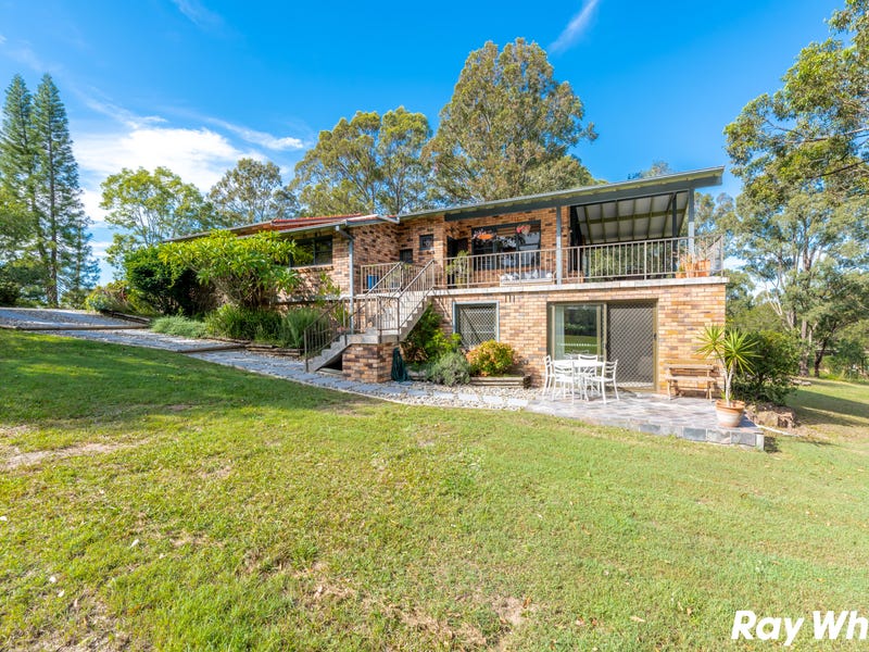 15 Pacific View Drive Hallidays Point Nsw 2430 Property Details