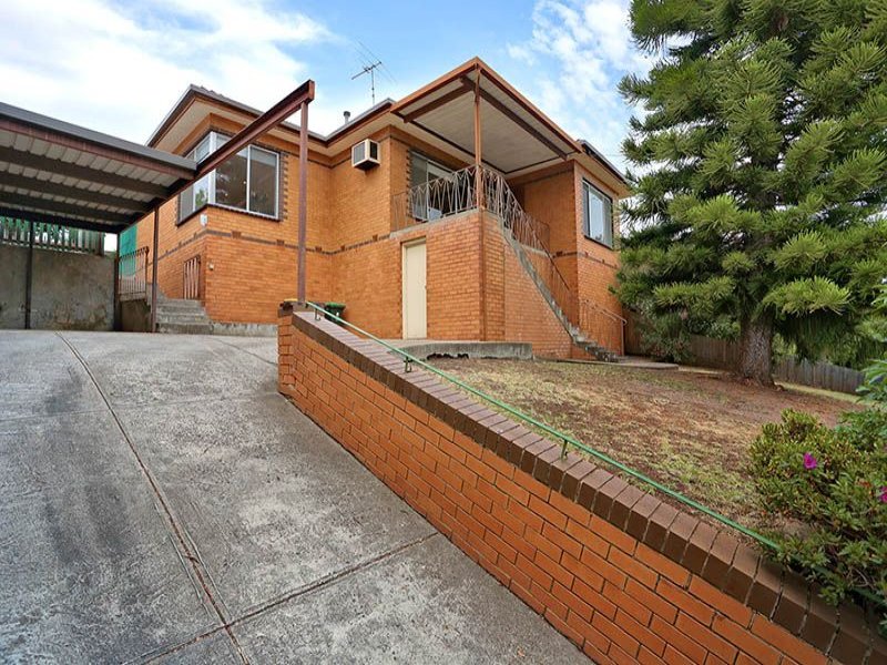 102 Outlook Drive, Glenroy, VIC 3046