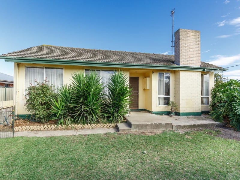 7 HOWARD Street, Sale, Vic 3850 Property Details