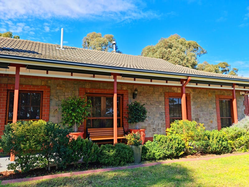 Real Estate & Property for Sale in Flagstaff Hill, SA 5159 realestate