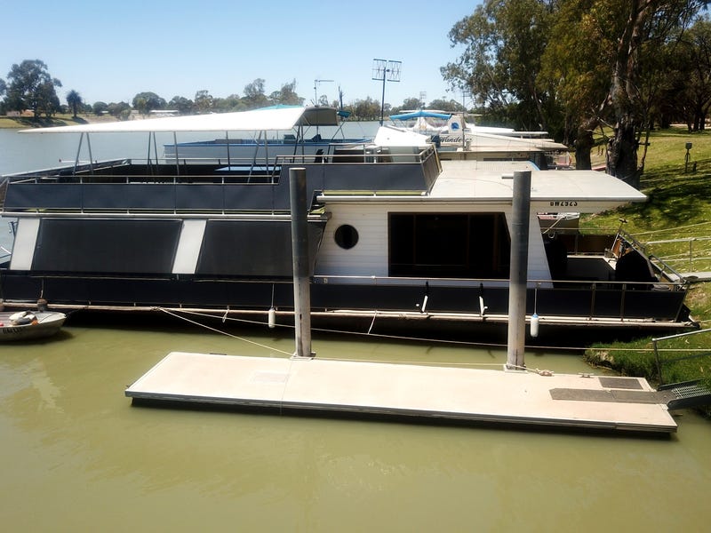 23 Old Ferry Road Houseboat Swan 18 Berri Sa 5343 Property Details