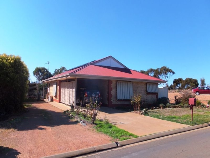 4 Gilmore Crescent, Wallaroo, SA 5556 Property Details