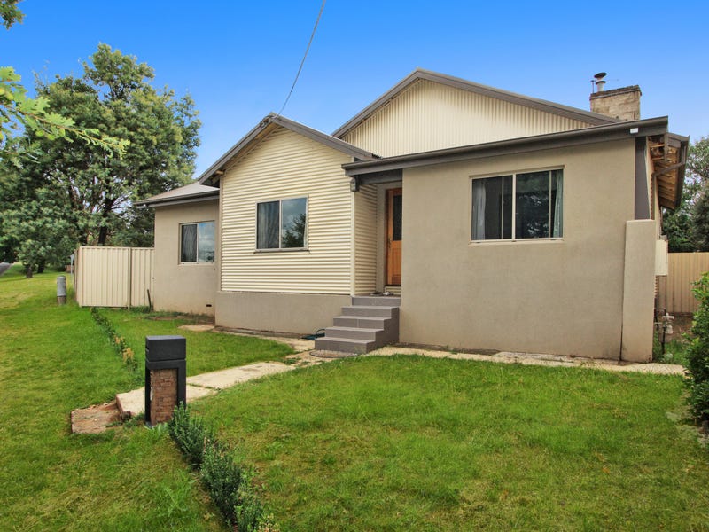 22 Bradley Street, Cooma, NSW 2630 Property Details