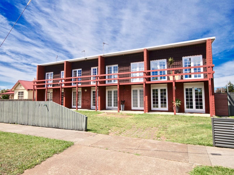 2/130 North Fenton Street, Devonport, TAS 7310