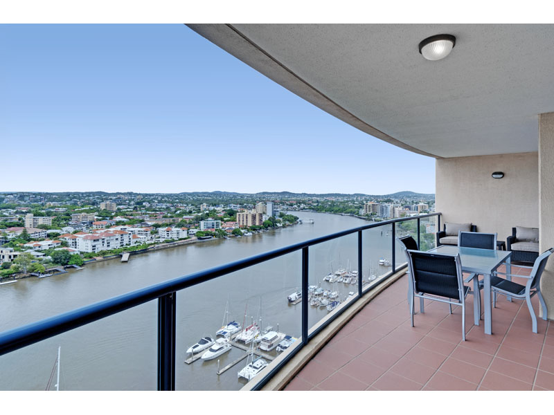 8 Goodwin Street, Kangaroo Point, Qld 4169