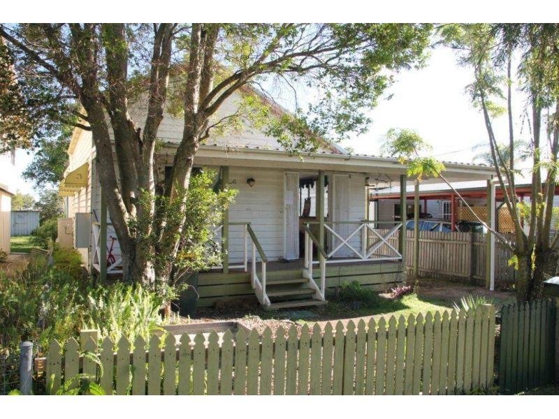 31 Walnut Street, Wynnum, Qld 4178 Property Details