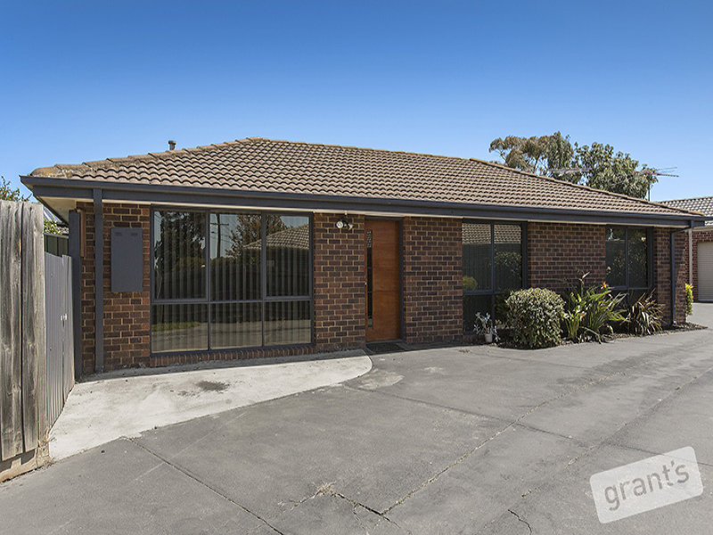 1/38 Cameron Way, Pakenham, Vic 3810 Property Details