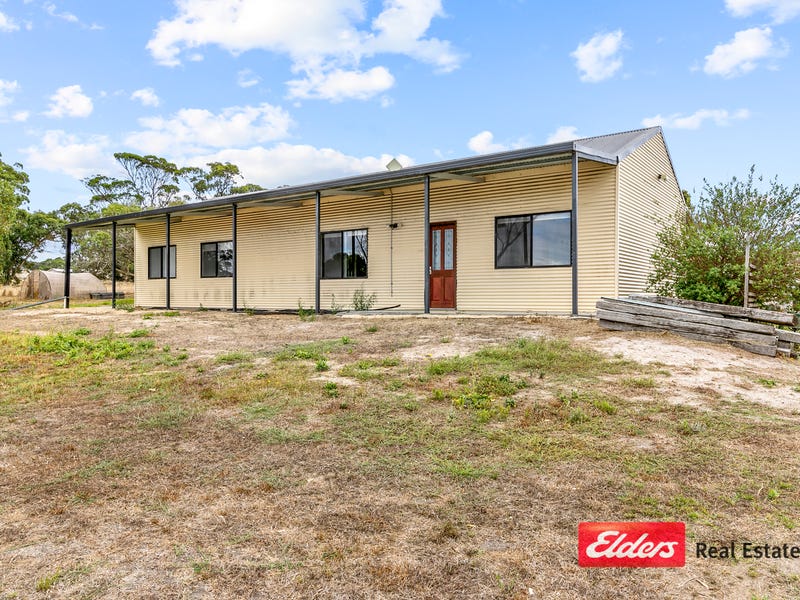 1221 Carbarup Road, Kendenup, WA 6323 Property Details