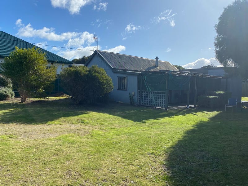 215 Port Elliot Road, Hayborough, SA 5211 House for Sale realestate