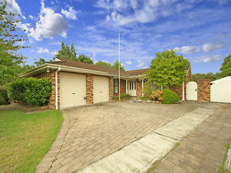 23 Sydney Road, Hornsby Heights, NSW 2077 23 Sydney Road, Hornsby Heights, NSW 2077