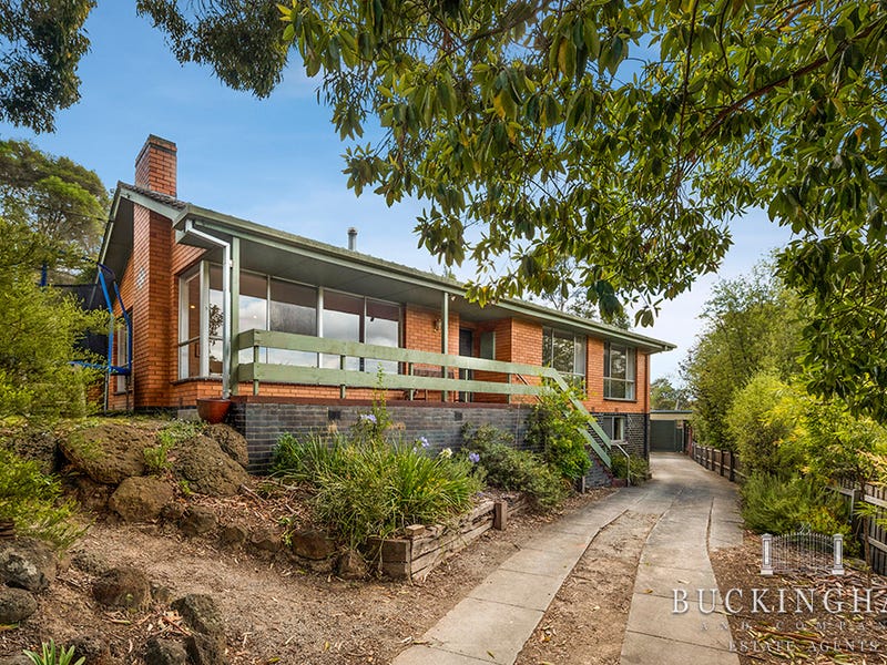 12 Lorraine Drive, Briar Hill, VIC 3088