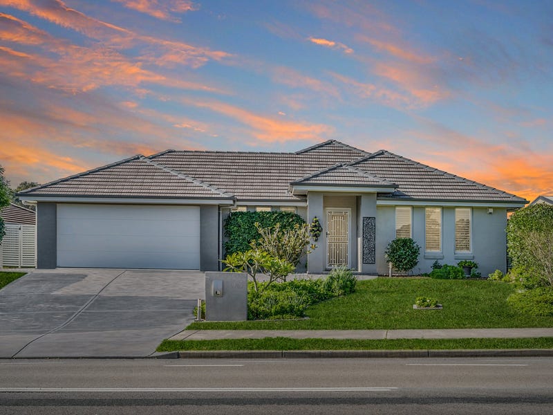 105 Aberglasslyn Road, Rutherford, NSW 2320 Property Details