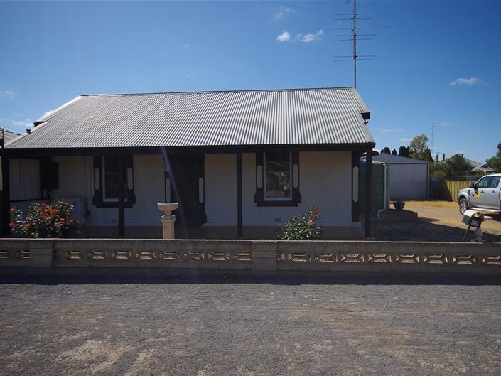 22 West Terrace, Minlaton, SA 5575 Property Details