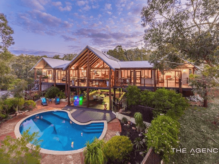 975 Viveash Road, Swan View, WA 6056 House for Sale