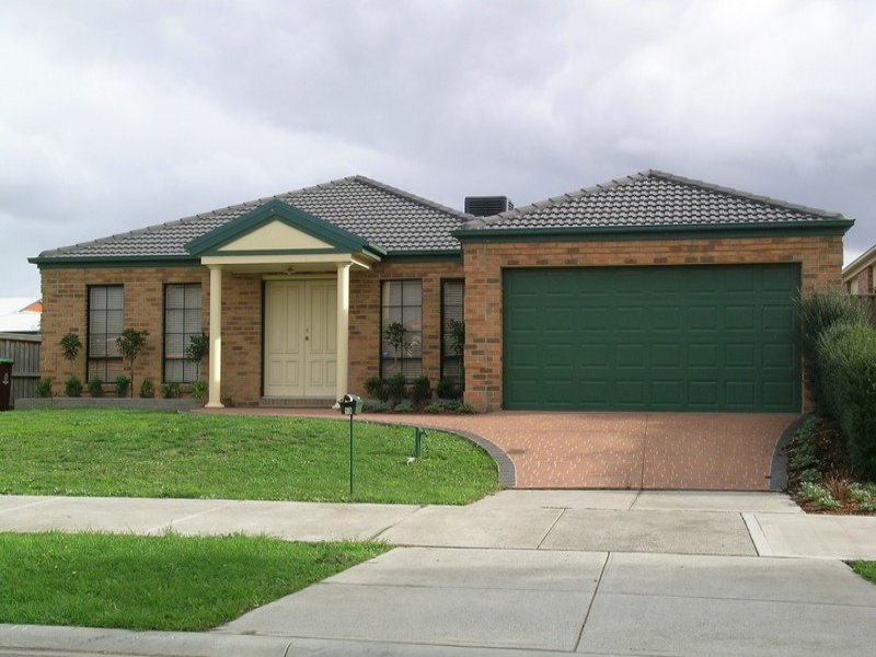 13 Marsh Grove, Berwick, Vic 3806 Property Details