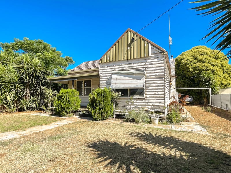 12 McKenzie Street, Kerang, Vic 3579 Property Details