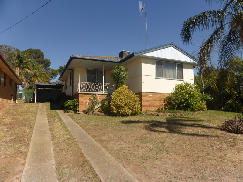 36 Jones Street, Parkes, NSW 2870 Property Details