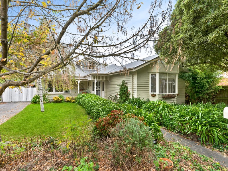 5 Hazeldene Court, Berwick, VIC 3806