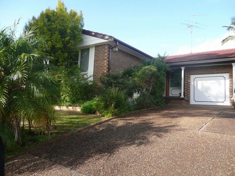 12 Moffat Place, Minto, NSW 2566 Property Details