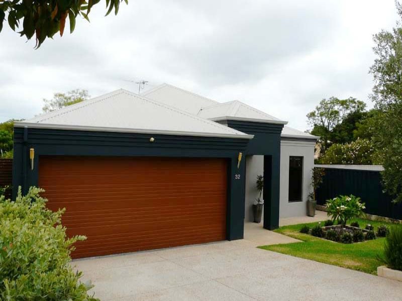 32 Strickland Road, Ardross, WA 6153 Property Details