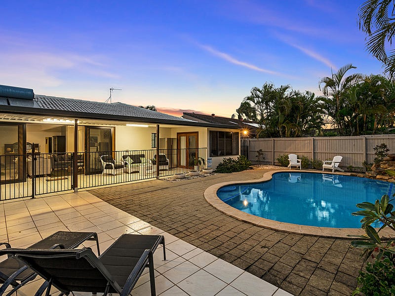 17 Mccleary Street, Bundall, QLD 4217 - realestate.com.au