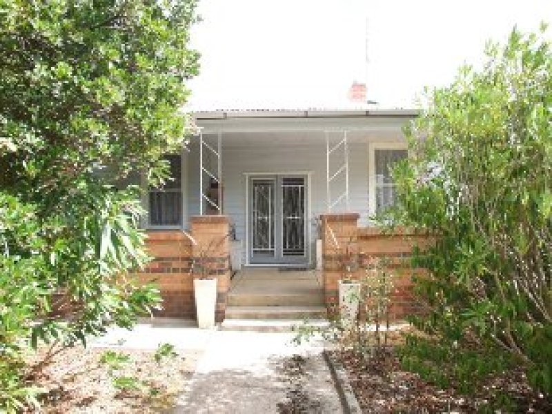 32 Adair Street, Linton, Vic 3360 Property Details