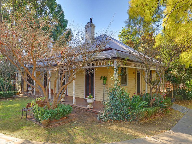108 Castle Hill Road, West Pennant Hills, NSW 2125