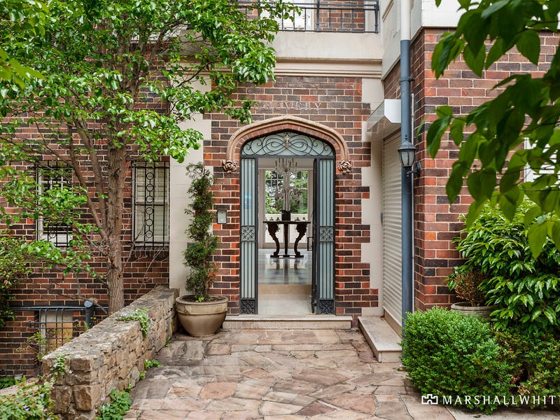 244 Kooyong Road, Toorak, VIC 3142