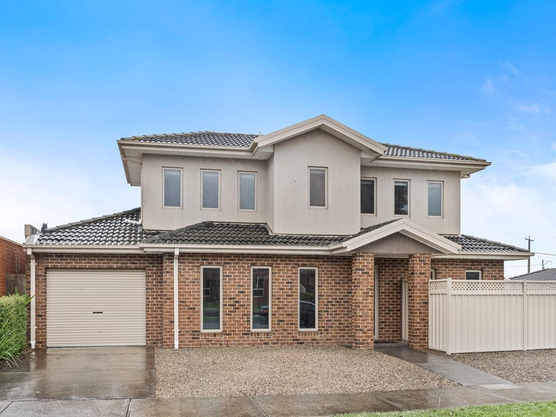 1/4 Darlington Grove, Sydenham, VIC 3037