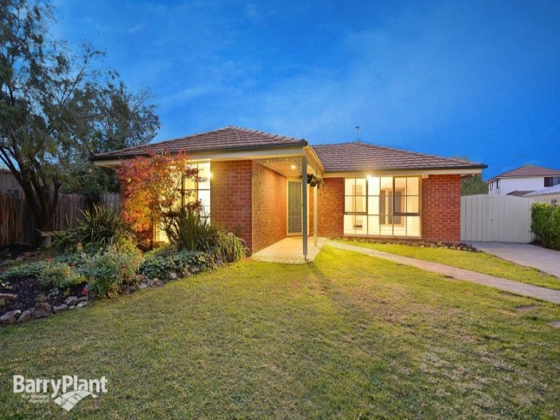 10 Barrington Drive, Pakenham, Vic 3810 Property Details