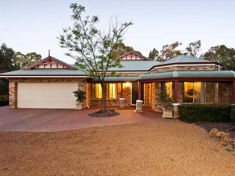 370 Cromwell Road, Sawyers Valley, WA 6074