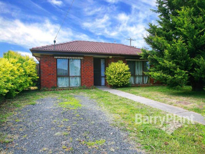 76 Barrington Drive, Pakenham, Vic 3810 Property Details