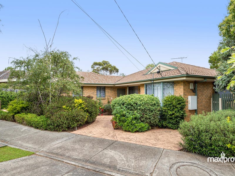 5 Churchill Road, Croydon, Vic 3136 Property Details