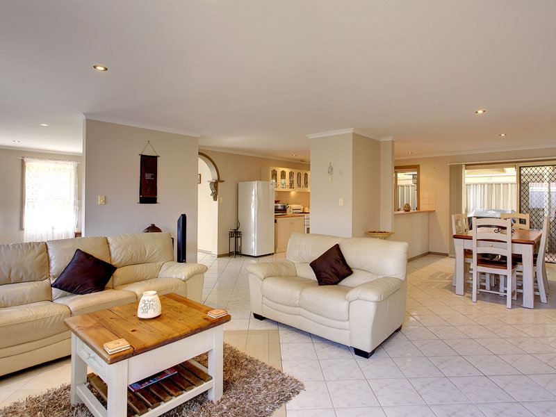 4 Cambourne Crescent, Seaford, SA 5169 Property Details