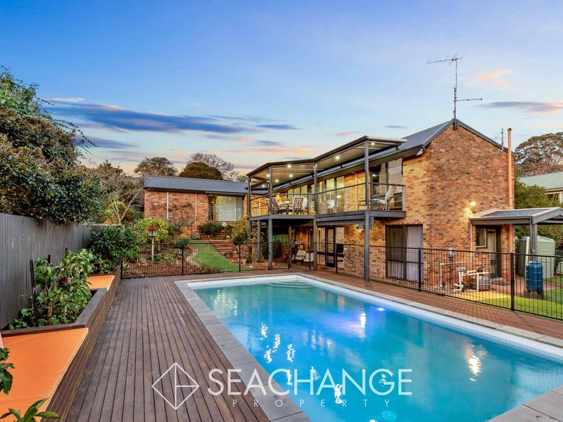 33 Herbert Street, Mornington, Vic 3931 Property Details