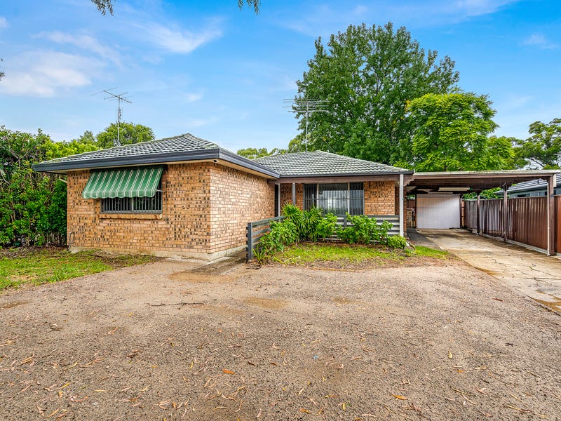18 Quakers Hill Parkway, Quakers Hill, NSW 2763