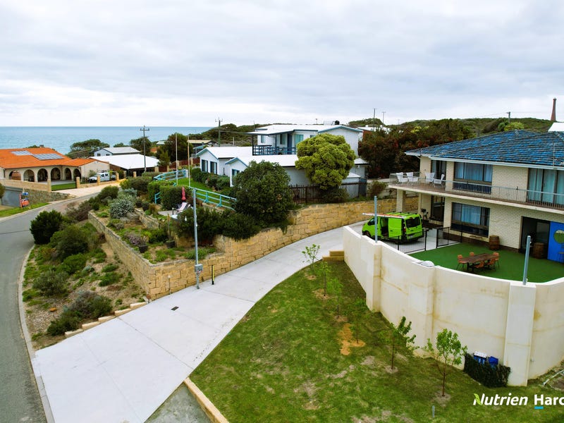 21 Turner Drive, Guilderton, WA 6041 House for Sale