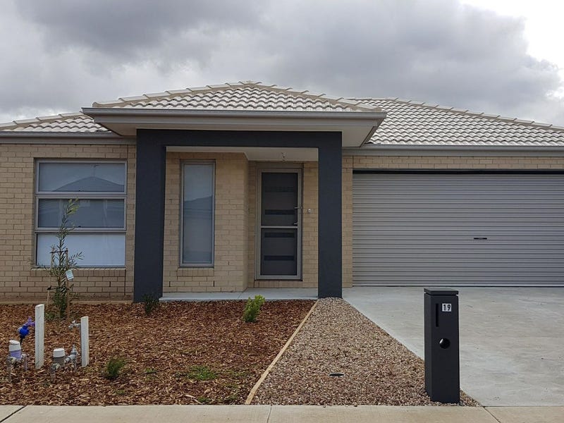 19 Shearwater Drive, Armstrong Creek, VIC 3217