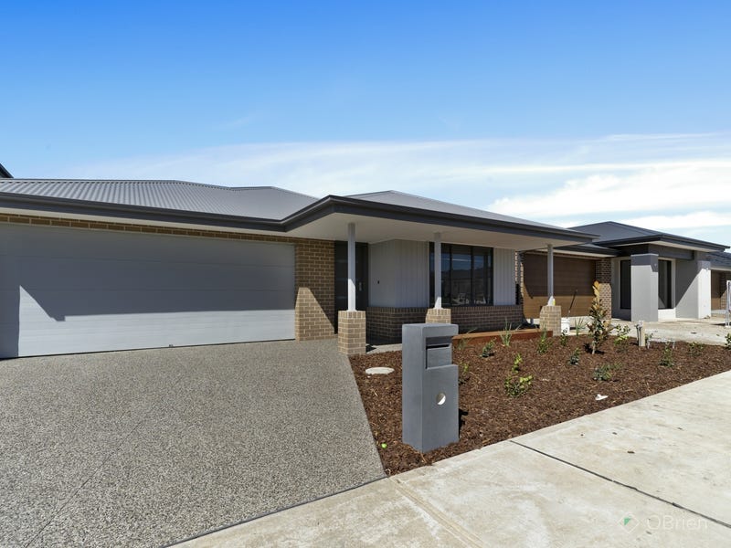 17 Lancelot Avenue, Clyde, VIC 3978