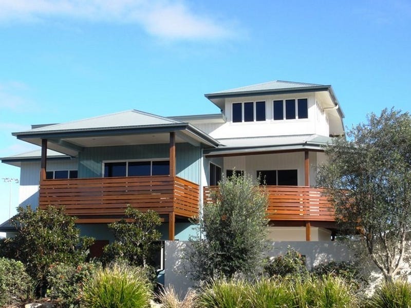 1/588 Casuarina Way, Casuarina, NSW 2487 Property Details